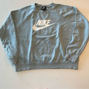 Seafoam Green Nike Crew Neck, Size Large
